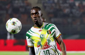 Ngôi sao của Spurs, Yves Bissouma xét nghiệm dương tính với bệnh sốt rét tại AFCON nhưng vẫn tiếp tục thi đấu