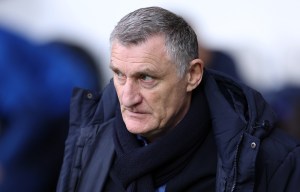 Tony Mowbray tạm thời nghỉ việc ở Birmingham để điều trị y tế