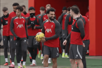 Binh luan TRUC TIEP cua Brentford vs Liverpool Salah tro