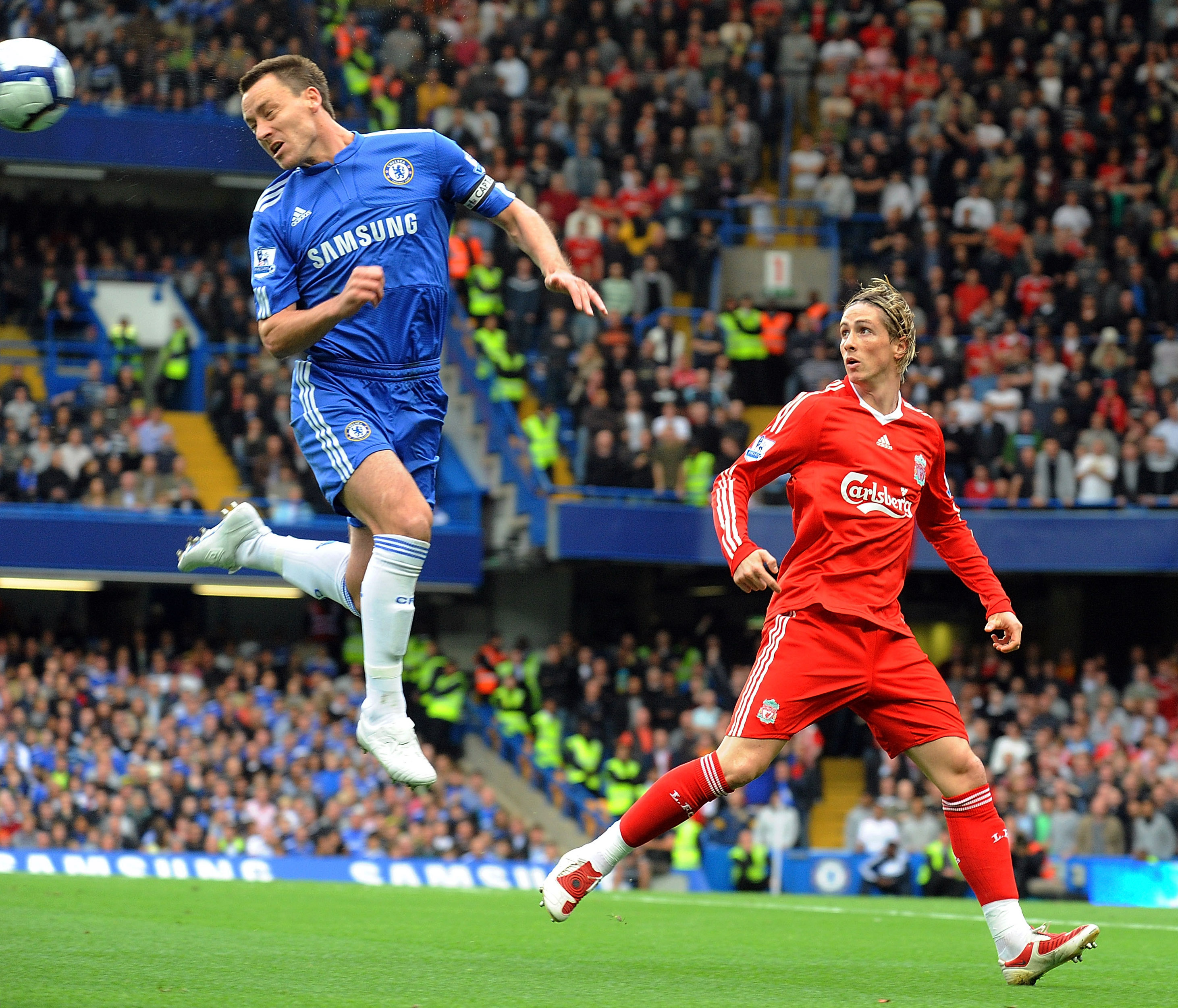Terry đã phải đối mặt với nhiều đội bóng áo đỏ trong sự nghiệp thi đấu của mình